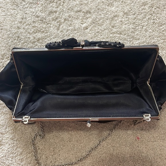 Small Clutch - Picture 4 of 4